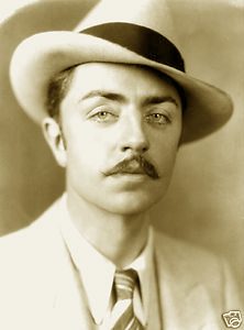 David Olson, played by William Powell